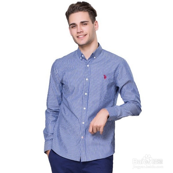 条纹休闲衬衫掀起随性风