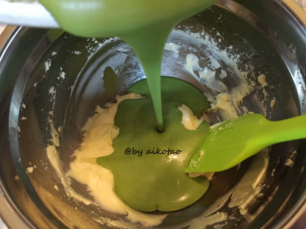 巧克力抹茶慕斯蛋糕