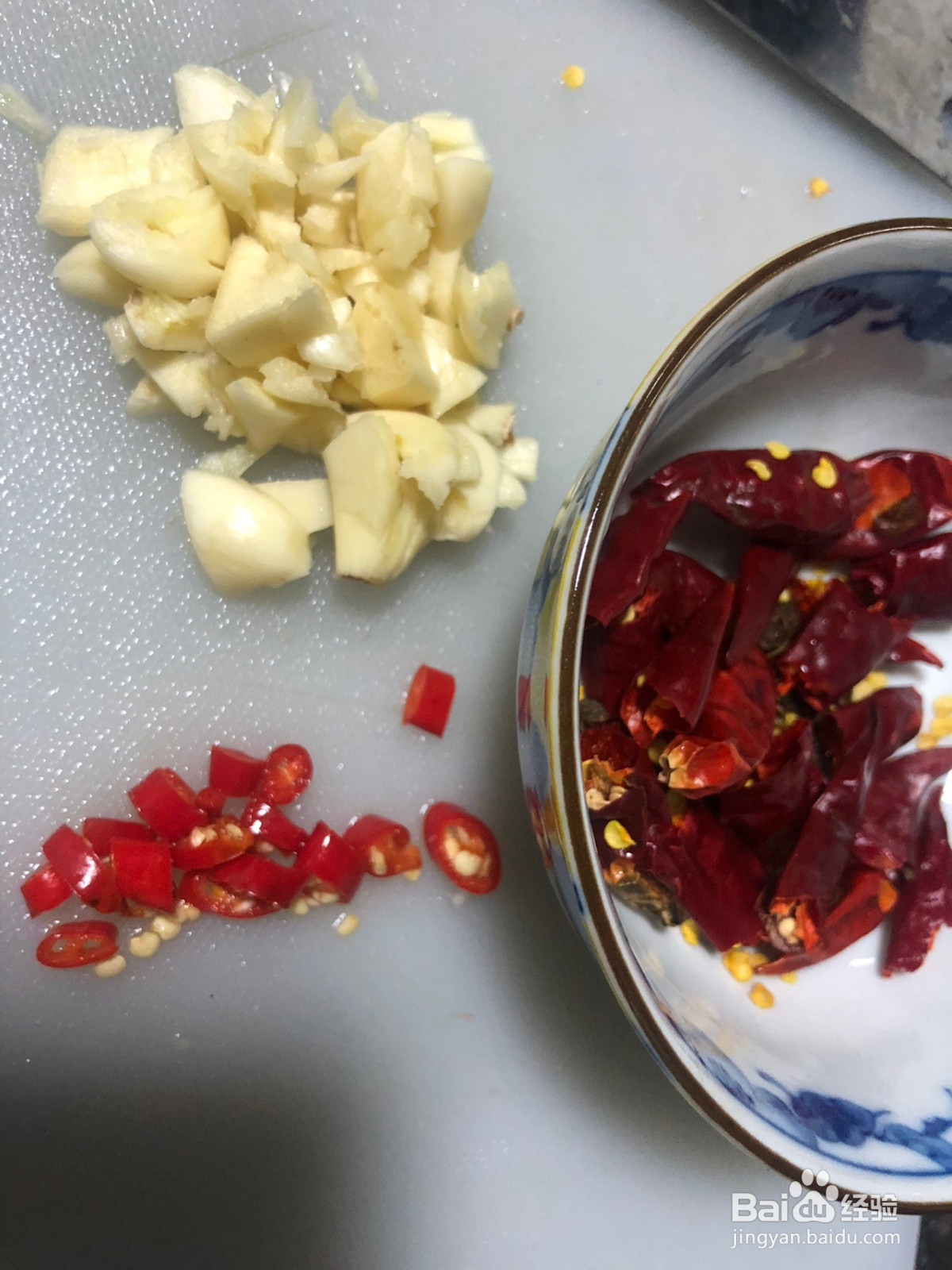 酸辣手撕包菜的做法