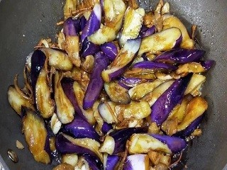 鱼香茄子煲怎么做?