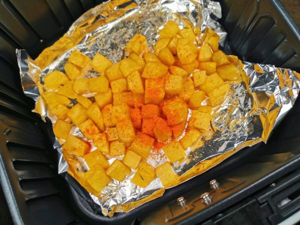 炸奥尔良芝士鸡腿和奥尔良土豆块