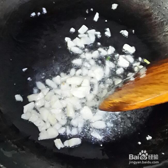 新手易做的青椒炒大头菜