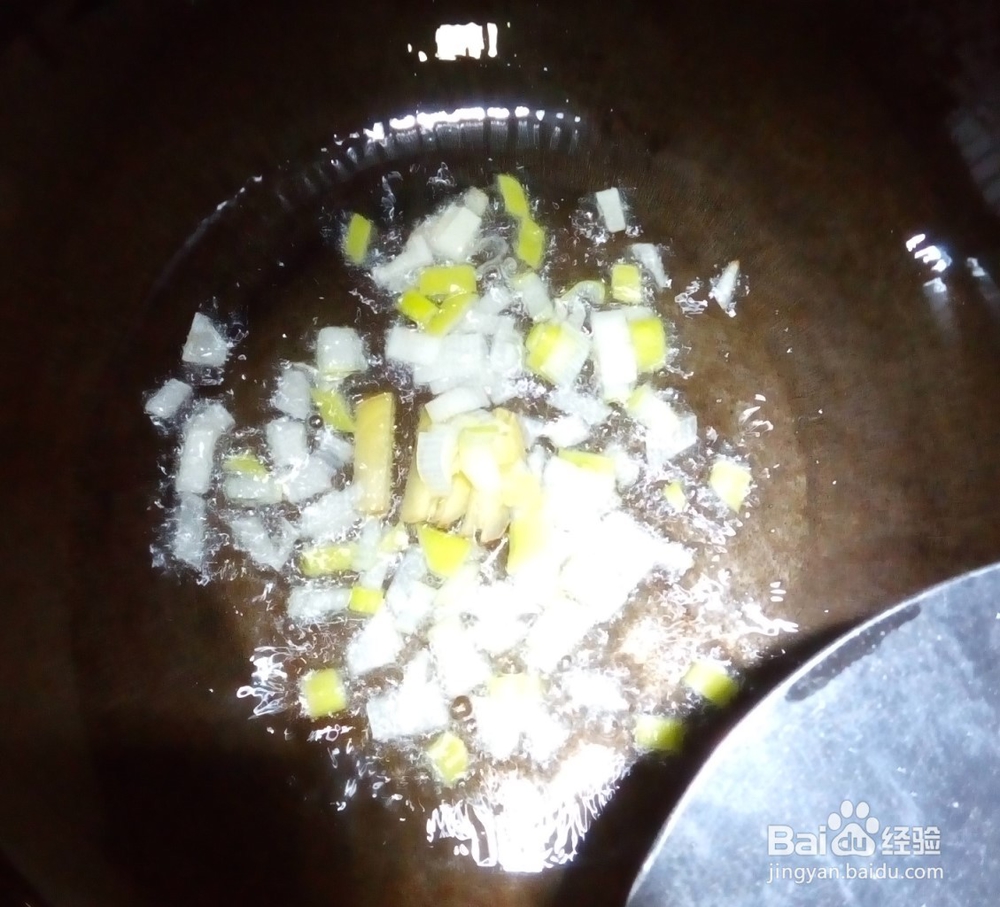 芹菜清炒小河虾的做法