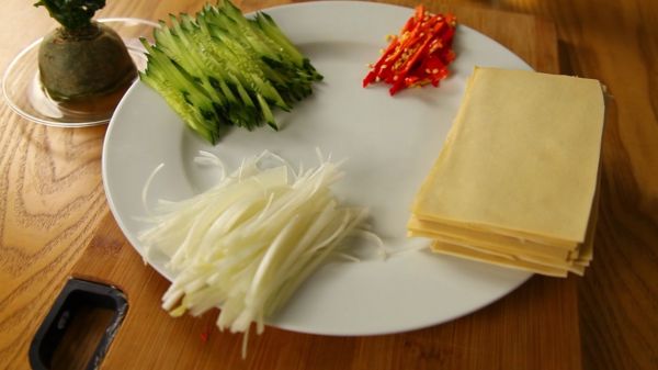 今天就吃这道京酱肉丝