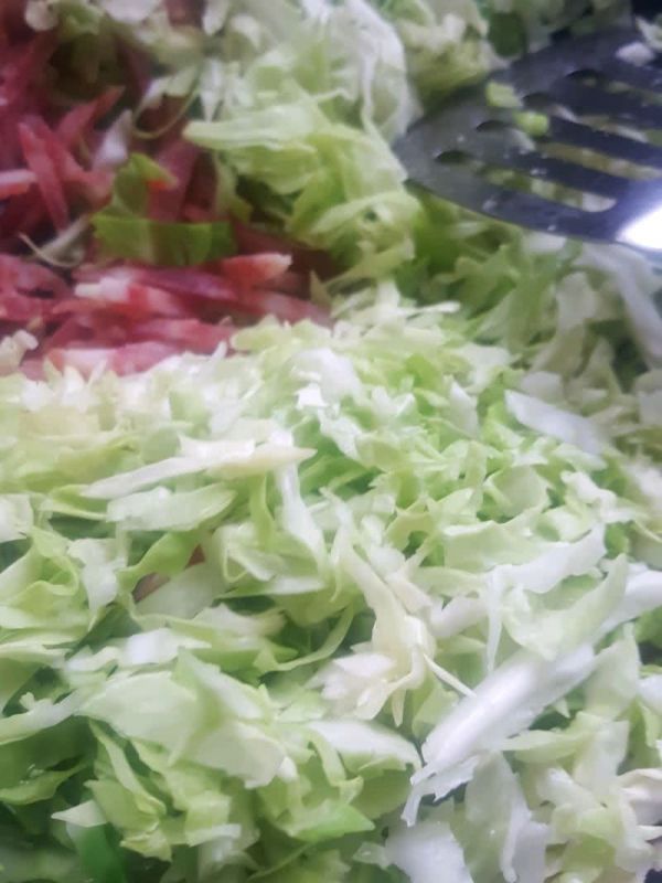 腊肠炒牛心包菜