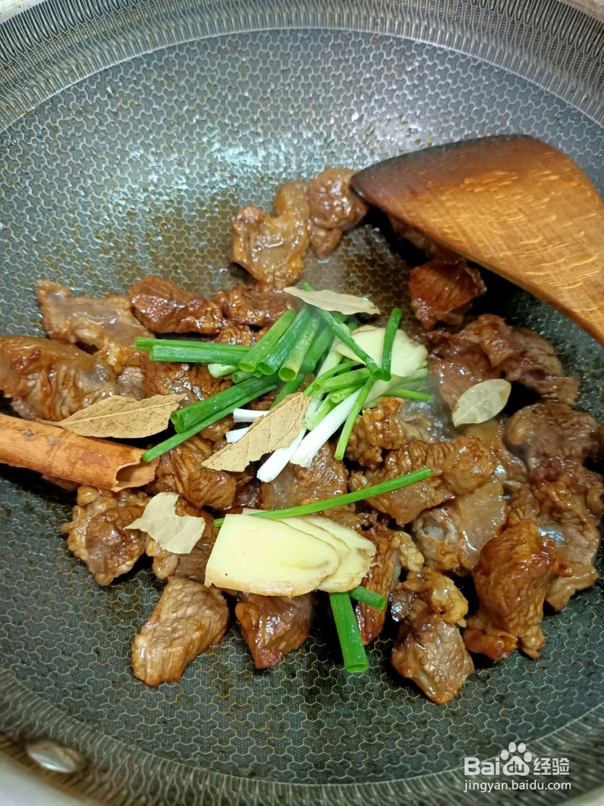 鲜嫩番茄炖牛腩的做法