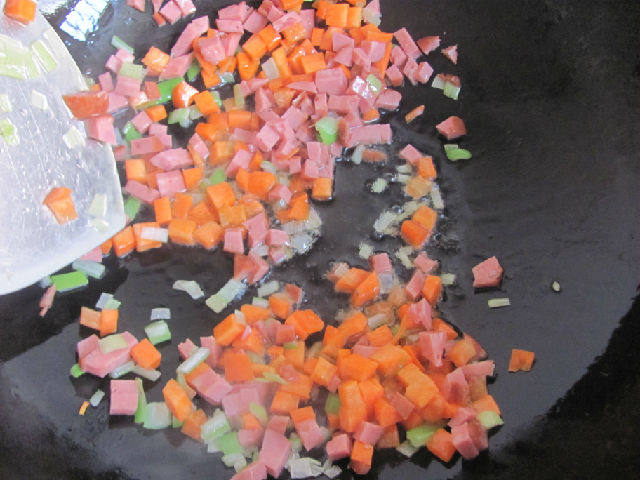 教你做火腿豌豆，好吃极了