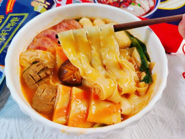 番茄火锅刀削面