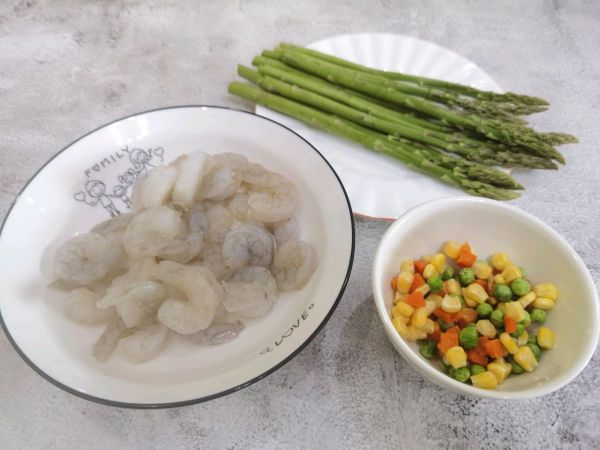 家常快手菜芦笋炒虾仁