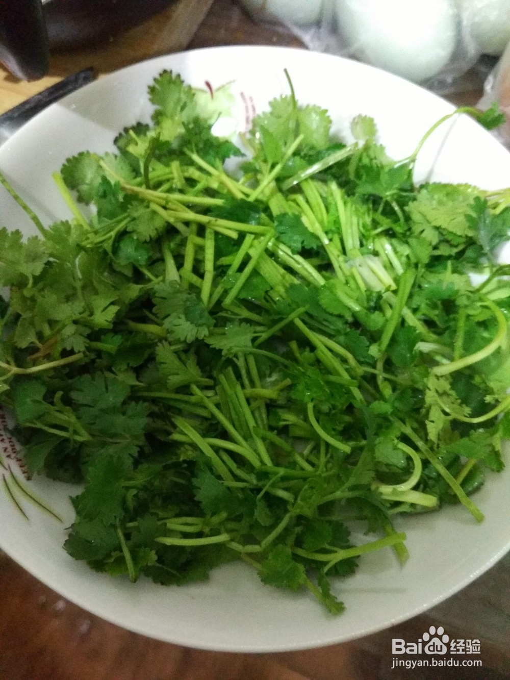 如何制作美味的经典大菜孜然羊肉