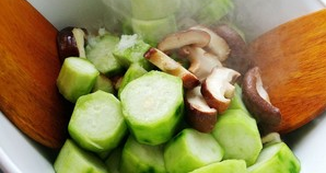 丝瓜豆腐汤的简单做法