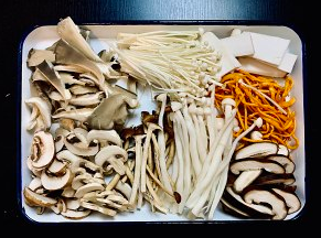 如何做出鲜到起飞的菌菇汤？