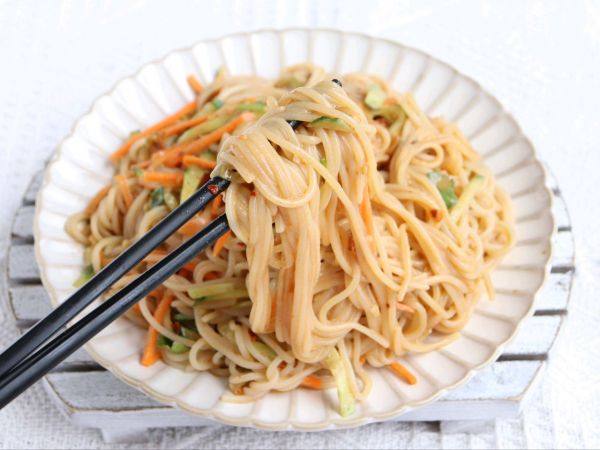 东北麻酱拌冷面