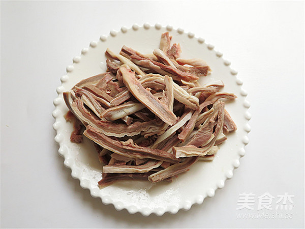 猪肚炒毛豆的做法