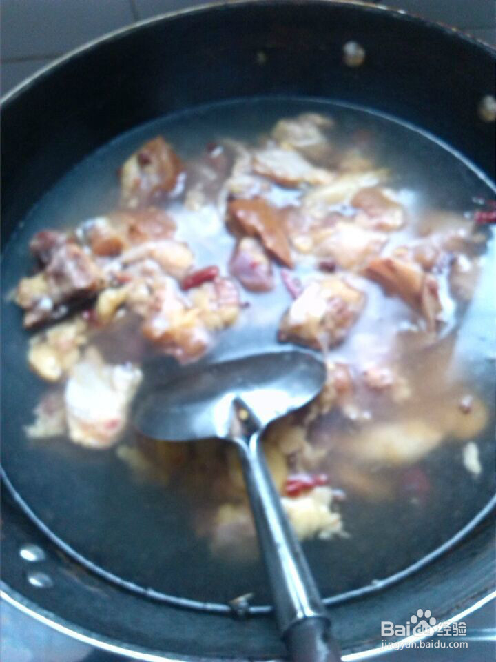 怎样制作清汤辣味鸡？