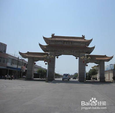 假期到了出外旅行绽莲花海门去寻一下心中的古记