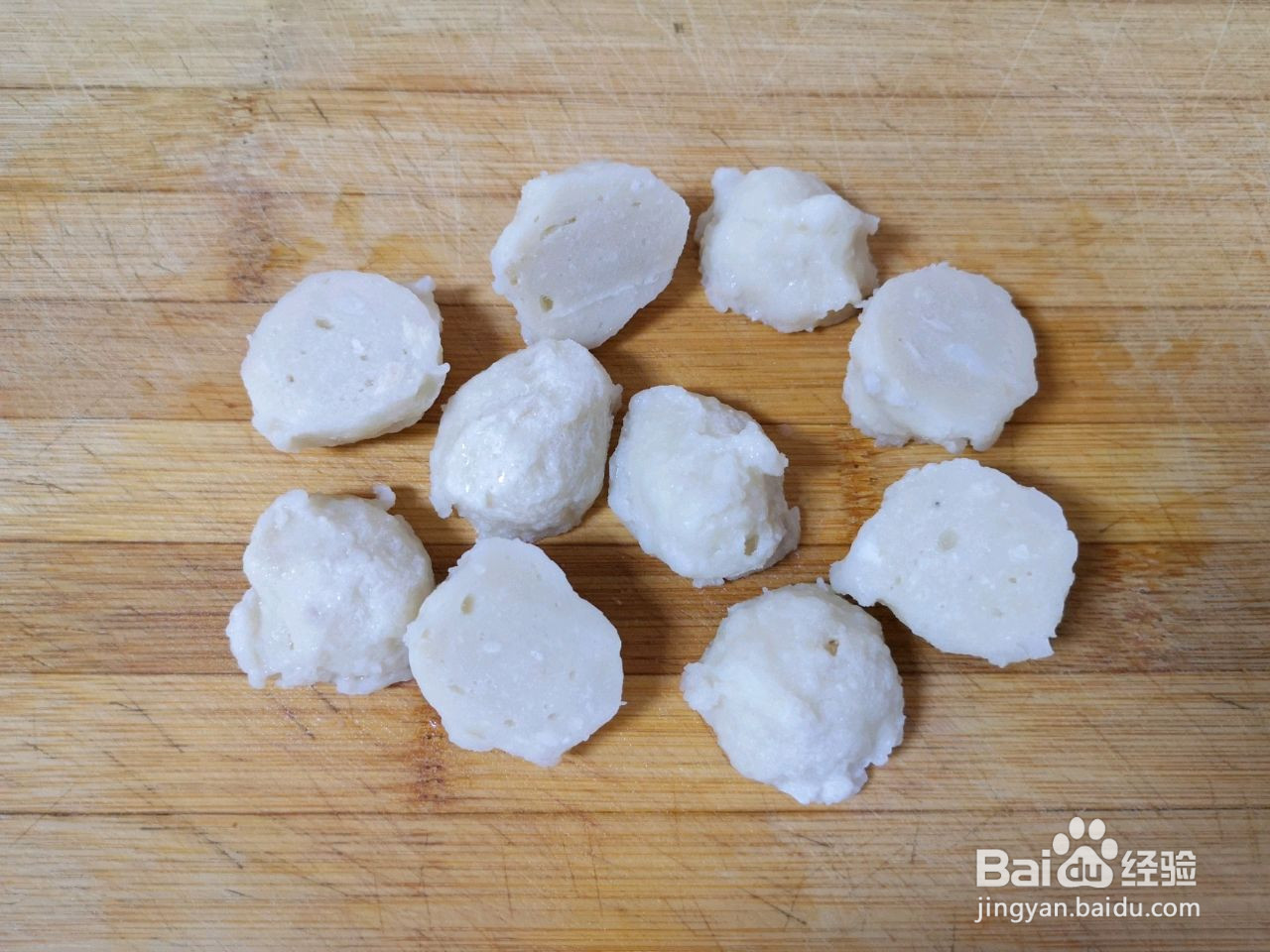 茄汁鱼丸烩菜的做法