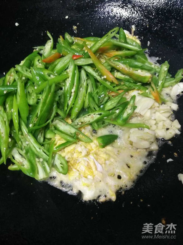 尖椒炒蛋的做法