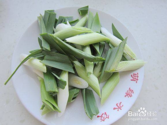 超级好吃的干煸肥肠