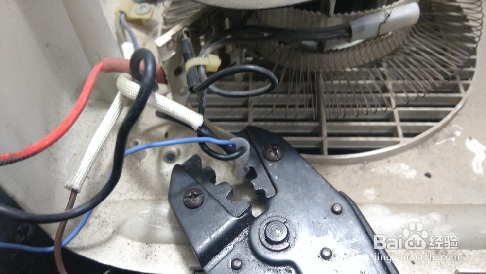 美的NGF9-D多功能取暖器不通电故障维修小经验