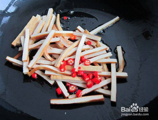 蚝油韭黄炒香干