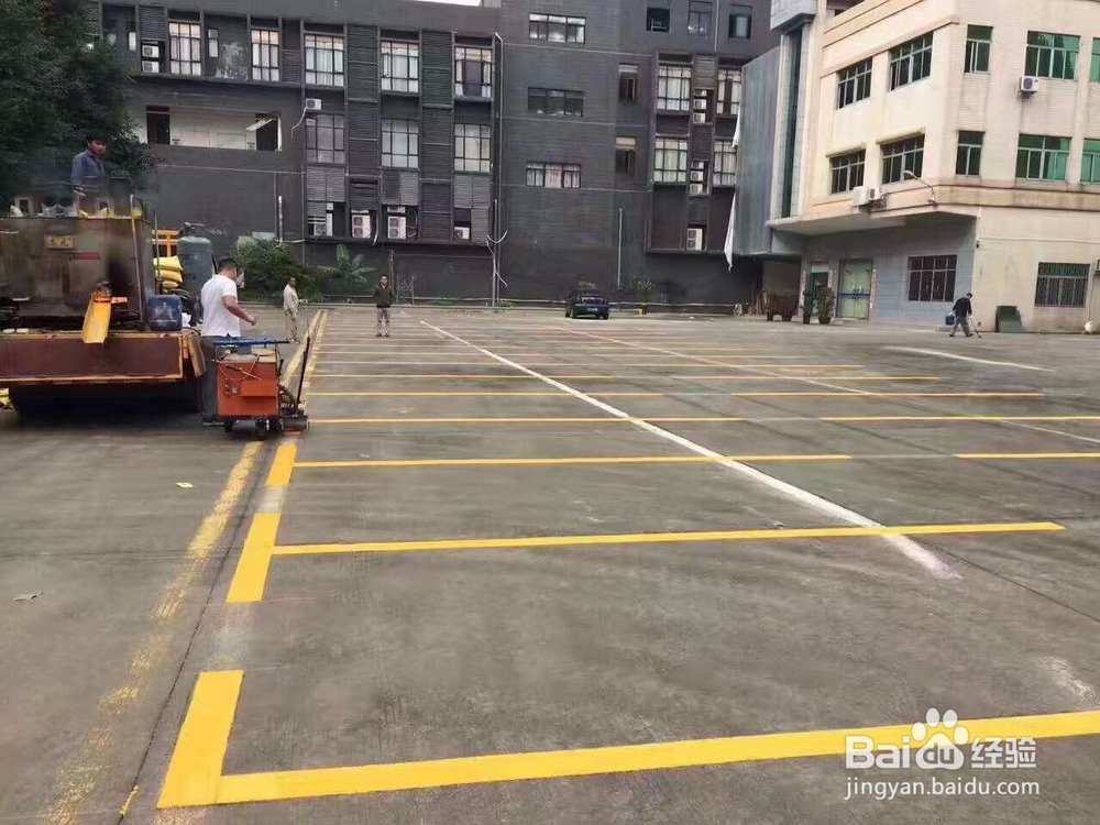 停车位划线怎么划？