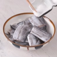 鱼香四溢的酒酿圆子烧带鱼