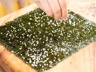 芝麻夹心海苔怎么做？