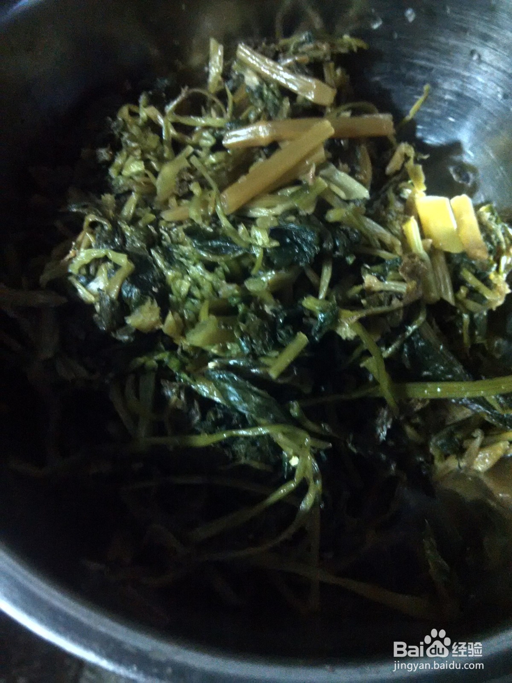 尖辣椒炖雪里红冻豆腐