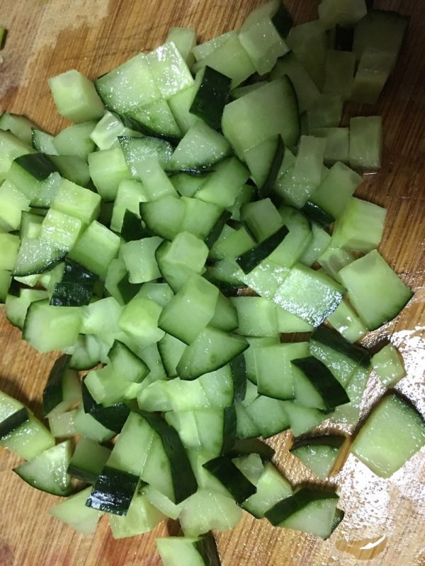 蛋炒饭~黄瓜火腿