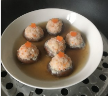 宝宝辅食-荸荠虾仁盅