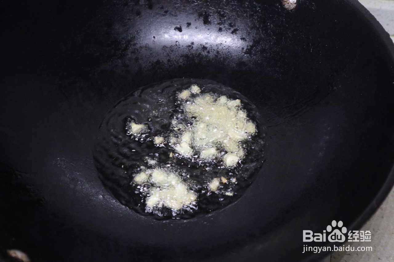 芭蕉叶蒸糯米排骨的做法