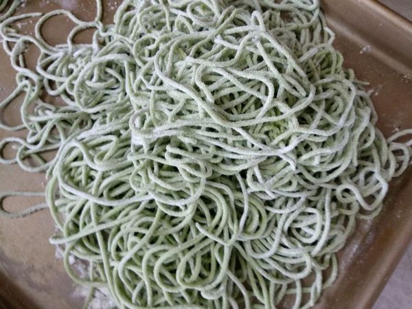 #10分钟早餐大挑战#菠菜鸡蛋面