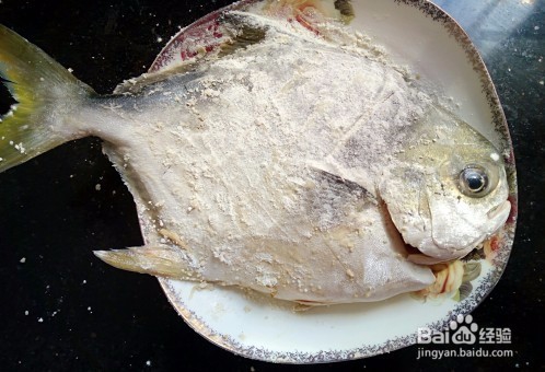 秘制红烧鲳鱼是怎么做的如何做更有味