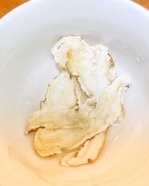 当归红枣枸杞鸡蛋汤