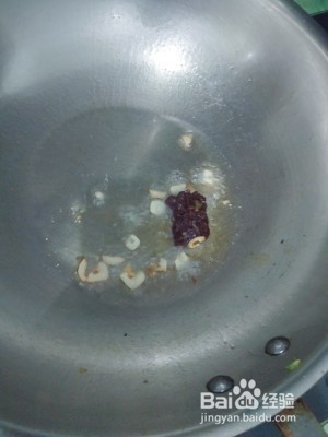 河南特色-千页豆腐炒芹菜怎么做?