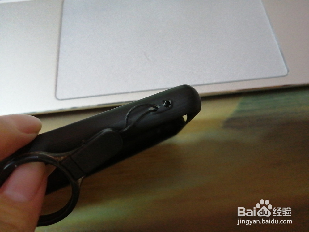 买手机壳送的挂绳怎么用