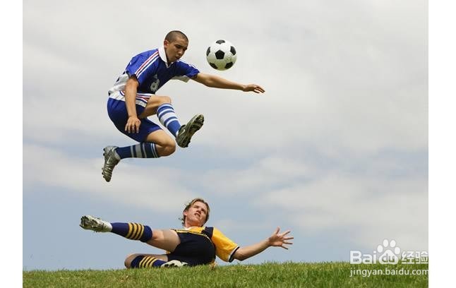 如何观看足球比赛？