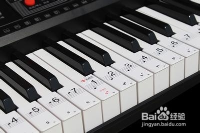 如何演奏电子琴