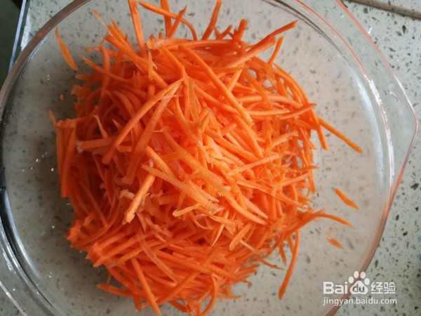如何做出美味可口的胡萝卜丝肉丸