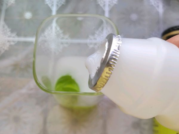 苹果果冻酸奶气泡水