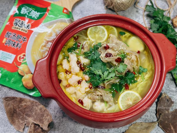 10分钟搞定低卡虾滑酸汤肥牛煲