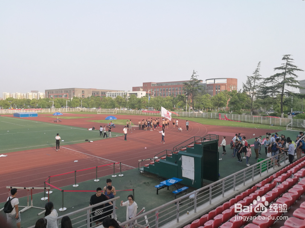 【校园指南】盐城工学院操场运动攻略