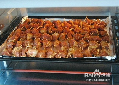 深夜美食--孜然牙签肉