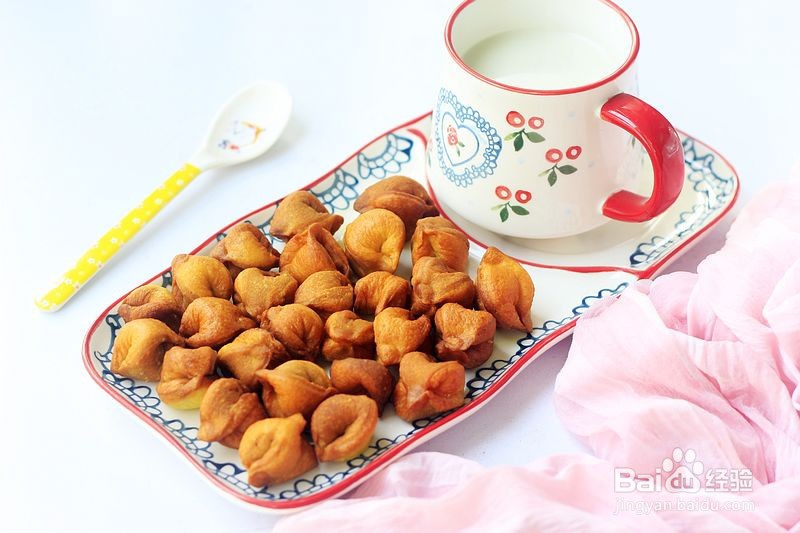 炸面果子的做法，香脆的小零食的做法