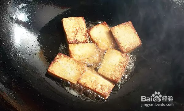 味道极好的肉末煎炝碎豆腐