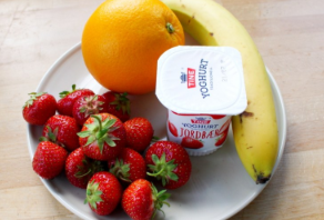 草莓思慕雪的做法