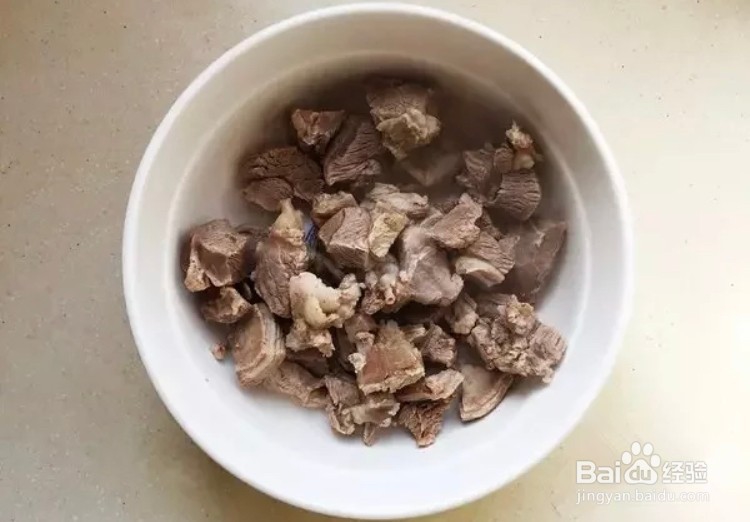 冬季滋补菜肴——萝卜炖羊肉