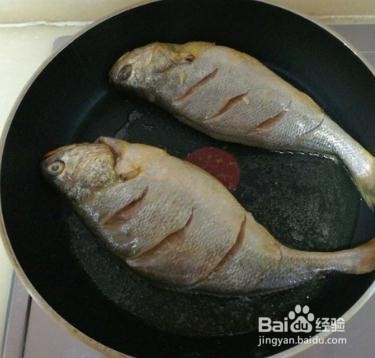 煎蒸大黄鱼的做法