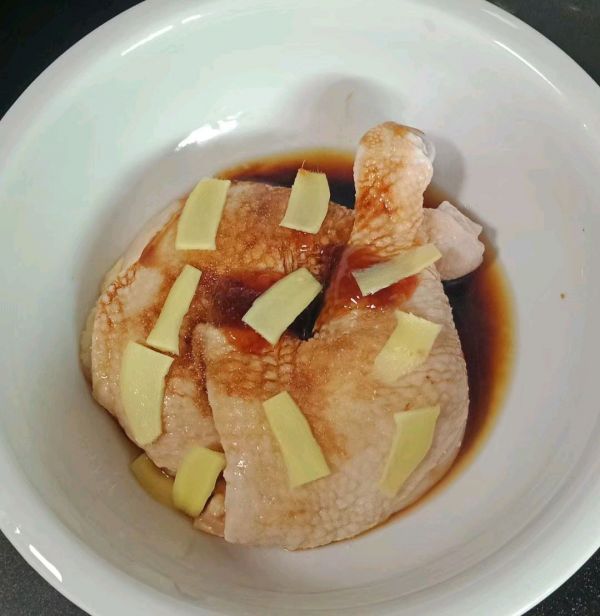 电饭煲柠檬鸡腿